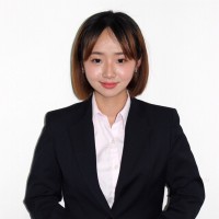 Yumi W.