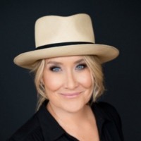Laura Doede