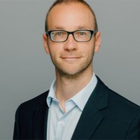 Dr. Armin Günther