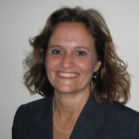 Julie Faries