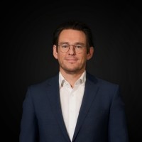 Dr. Sebastian Hoefling