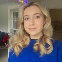 Laura Gibbons