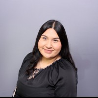 Itzel Flores B