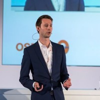 Daniel Schiller