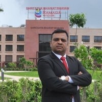 manoj maharaj