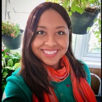 Yveline Girault