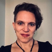 Robyn Ayres
