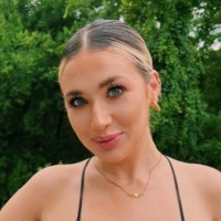 Claire Vanderginst