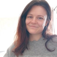Sarah L. Thomson
