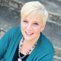 Debbie Finke