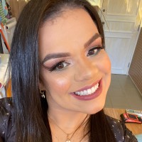 Natália Pereira de Oliveira Reis