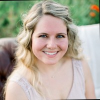 Caitlin Singleton