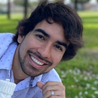 Mario R.