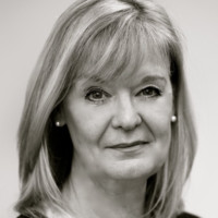 Lesley Brown