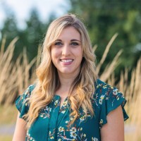 Emily Siemens, Mba