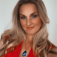 Amber Costelow