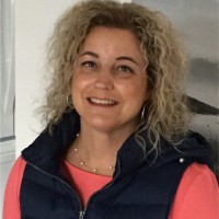 Isabel St-Denis, Crha, Caas