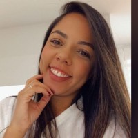 Angélica Costa Ribeiro