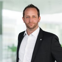 Henning S.