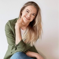 Kelly White