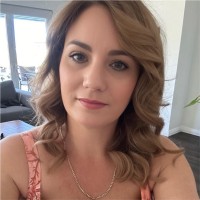 Kirsty Abnett