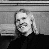 Andrew Wilson