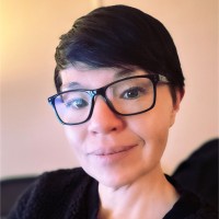 Julie Sater, Phr