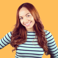 Mariana Farris, Personal Finances