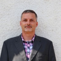 Robert Vitez