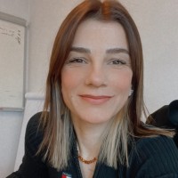 Yagmur Yildizli