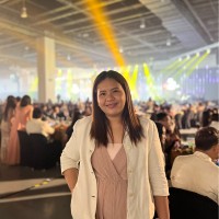 Kyra Flores