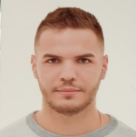 Ian F.