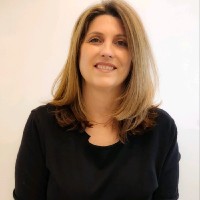 Angela Clarke