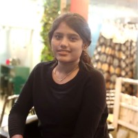 Elakkiya R