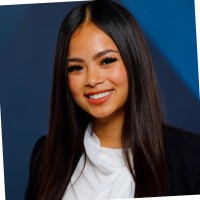 Kim C.