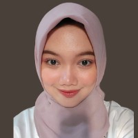 Putri Islamica Triesna