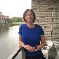 Judith Van Peet - Van Hal