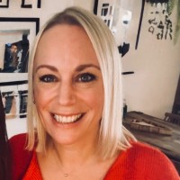 Nicola Griffiths