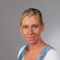 Marion Wozniak