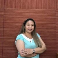 Debie Escaño