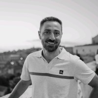 Robert Caira