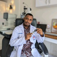 Dr. Raphael Kyei, OD