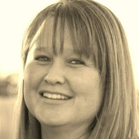 Danielle Bradsher (Bs, Rvt, Rdcs)