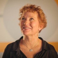 Jeannine Ringland Zwirn