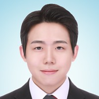 김창현