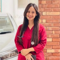 Dr Lubna Aslam