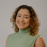 Lara Andrade Santos