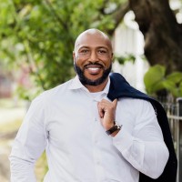 Kenneth Thomas