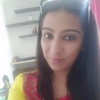 Urvashi Kapoor