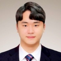 황신영